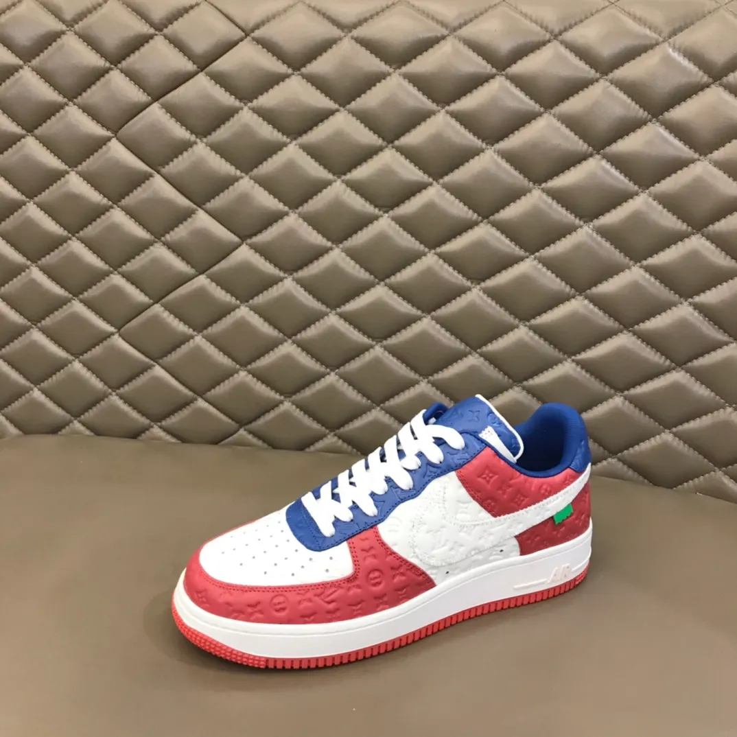 Men's shoes 💰p440 "*OUIS *UITTO*" x OFF-WHITE x Nike tripartite collaboration! Trendy and cool men's casual sports shoes with unrivaled color matching. The design idea basically continues the style of THE TEN. The Swoosh line and tongue label have a very familiar visual effect and are both fashionable and trendy! A must-have for fashionistas! The effect on your feet is absolutely stunning! Size: 38-45